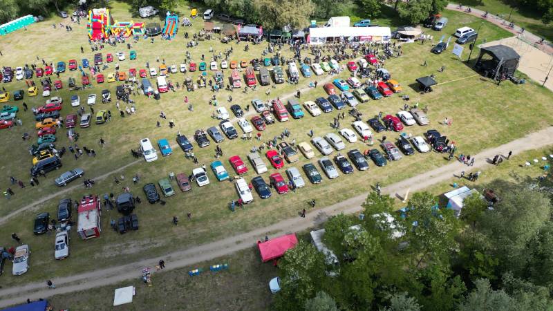 4. SWARZĘDZKI ZLOT POJAZDÓW ZABYTKOWYCH